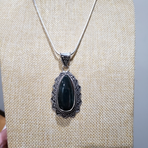 Bloodstone gemstone, 925 silver necklace - Picture 10 of 12